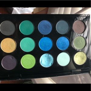 MAC Palette full of random singles
